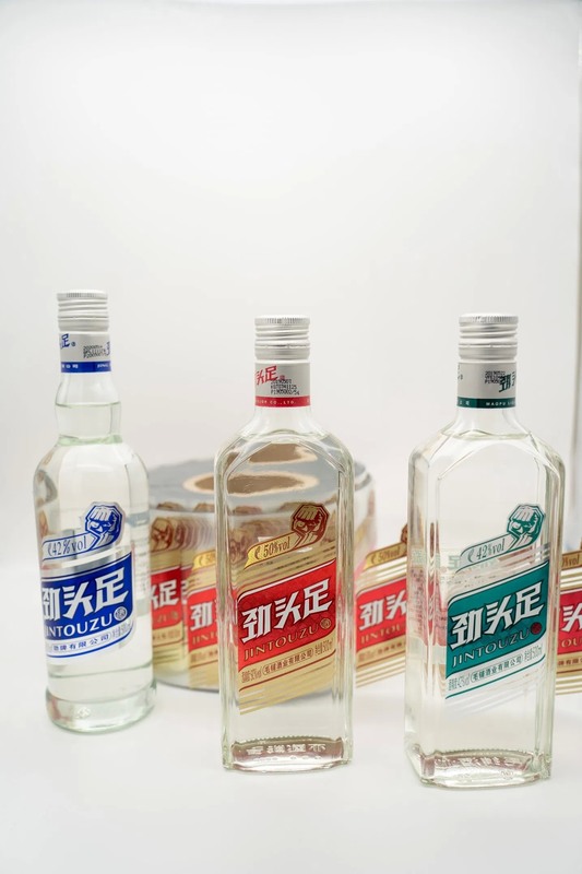 Custom Clear Self Adhesive Wine Bottle Label with Offset Printing for High-Quality Branding